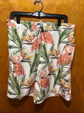Spicy Tuna Men's Floral Swim Trunks - Green/White/Orange